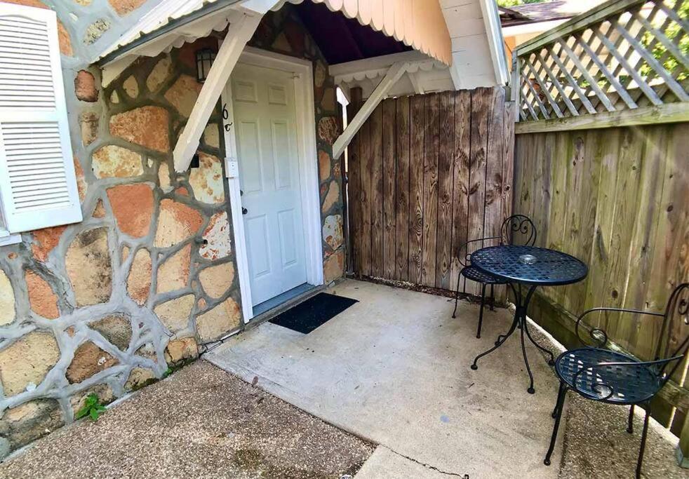 D'Vinery Rock Cottage/ #6 Юрика Спрингс Экстерьер фото